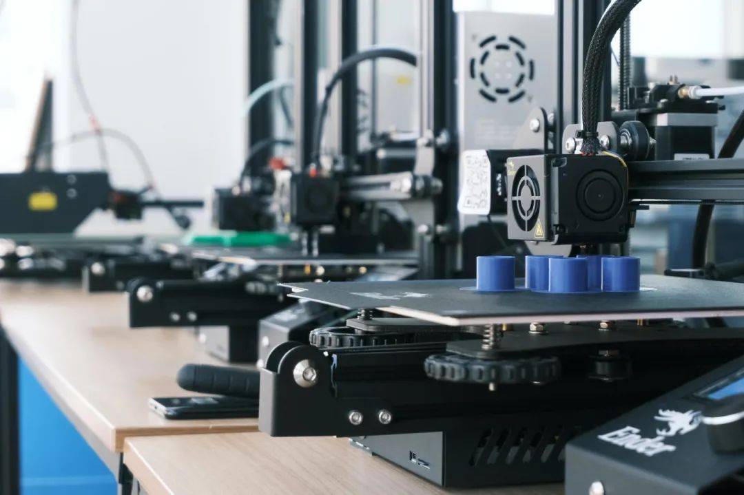 揭秘越來(lái)越多企業(yè)采用 3D 打印的原因(圖1)