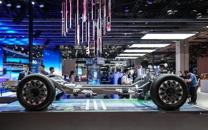 工業(yè)人|搭建展臺時汽車1:1模型的應用(圖3)